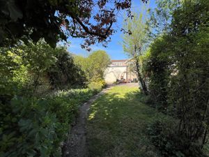 Photo 15- click for photo gallery